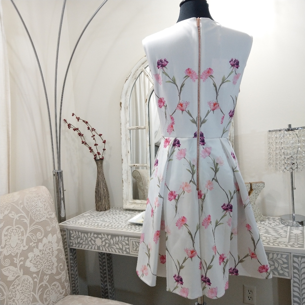 🍒NWT🍒 TED BAKER SKETCHED FLORAL DRESS - Picture 7 of 12